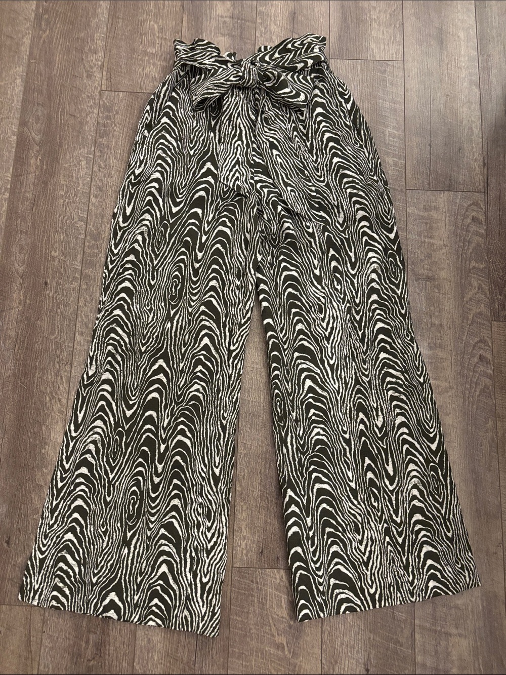 Jonathan Simkhai Moire Kinzley Printed Wide Leg Pants - Picture 4 of 6
